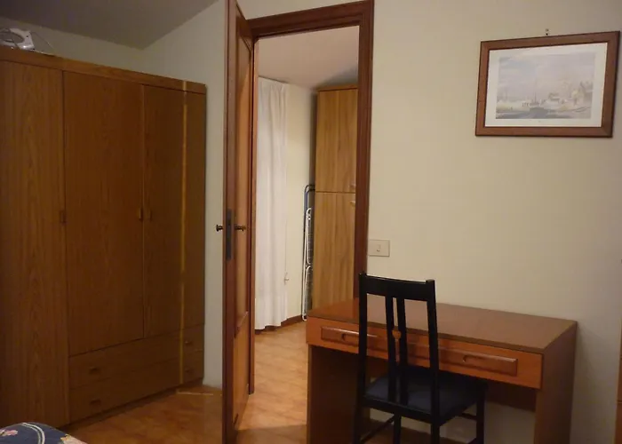 Apartahotel Eur Nir