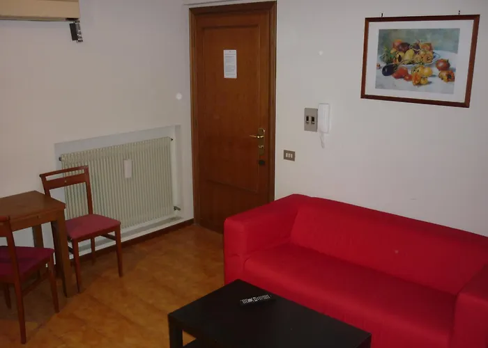 Eur Nir Apartahotel